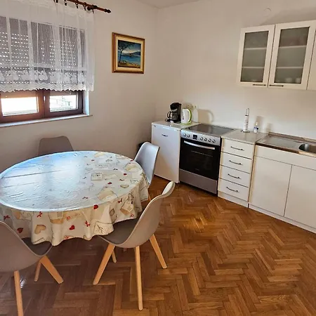 Jovanovic Novi Vinodolski