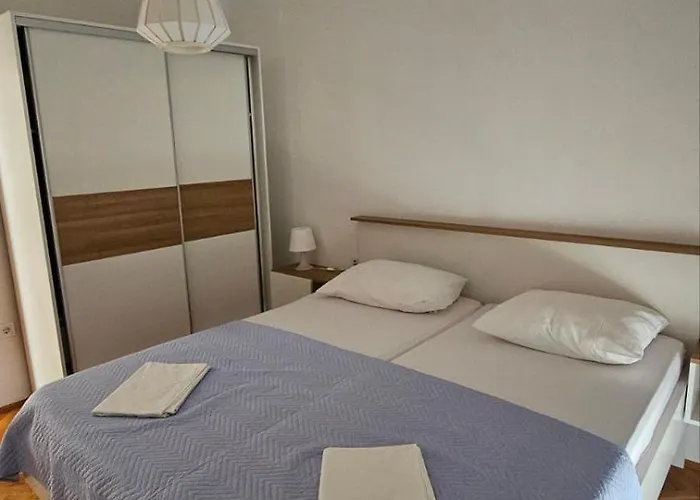 Jovanovic Lägenhet *